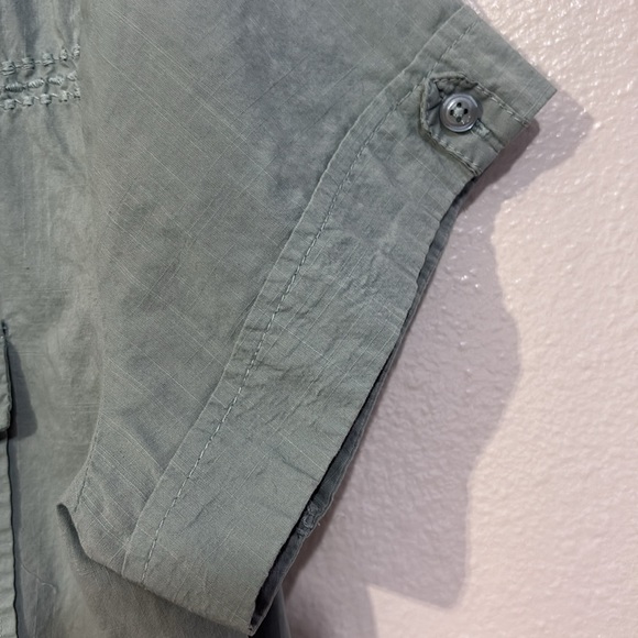 Aventura Women's Green Button Down Shirt - Picture 6 of 7